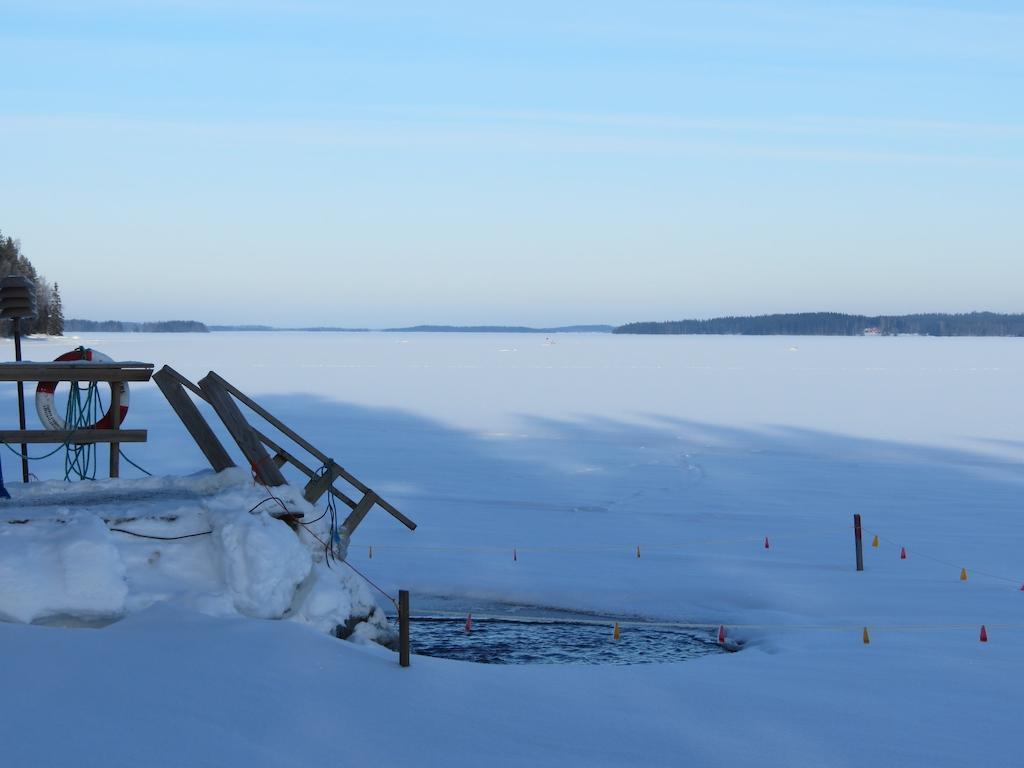 Honkiniemi Hotel อาห์ตารี ภายนอก รูปภาพ